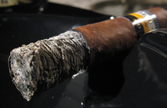 http://www.casasfumando.com/wp-content/uploads/2010/11/CMG-13.jpg
