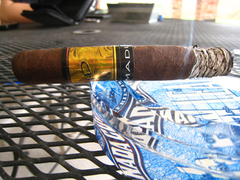 Drew Estate ACID Atom Maduro
