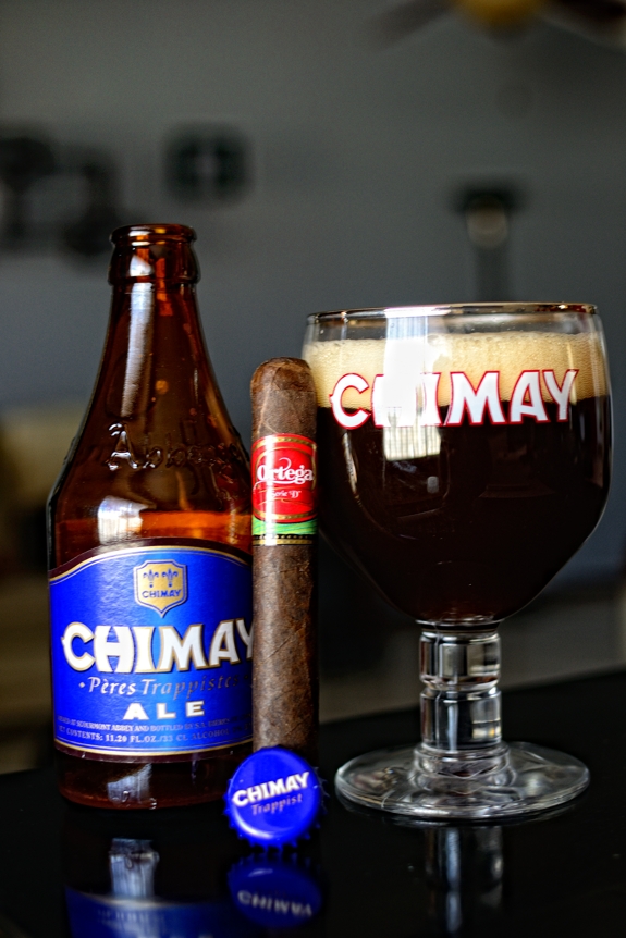 ortega_serie_d_10 Ortega Serie "D" with some Chimay Blue Grand Reserve