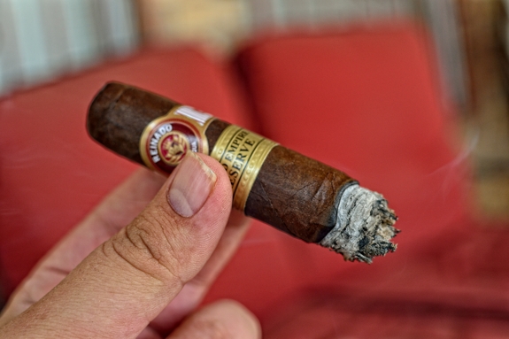 Reinado Grand Empire Reserve