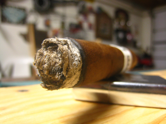Leccia Tobacco White