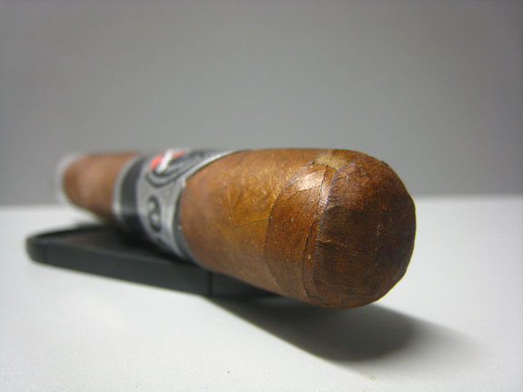 La Gloria Cubana Serie R Esteli