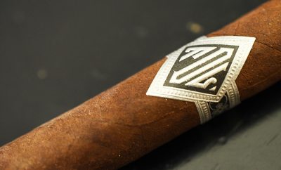 Dunbarton Tobacco & Trust Todos Las Dias