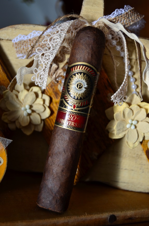 Perdomo 20th Anniversary Maduro