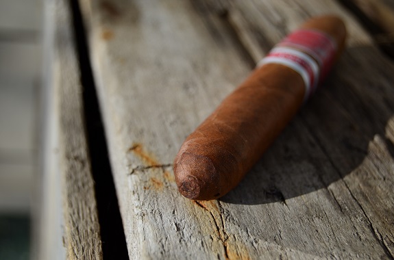Regius Exclusivo U.S.A. Red Label Pressed Perfecto