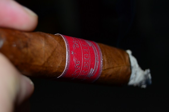 Regius Exclusivo U.S.A. Red Label Pressed Perfecto