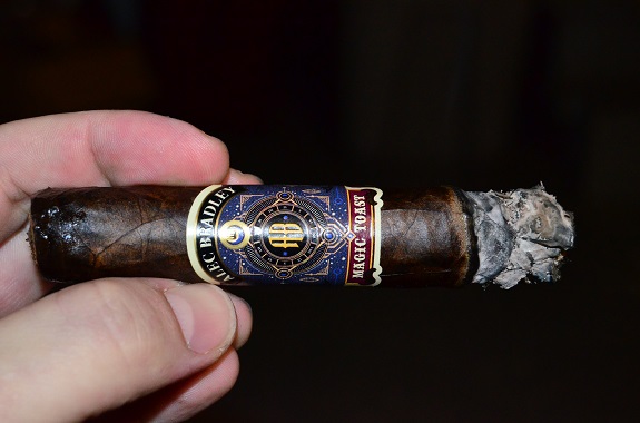 Alec Bradley Magic Toast